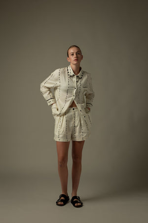 100% 亞麻點點印花短褲