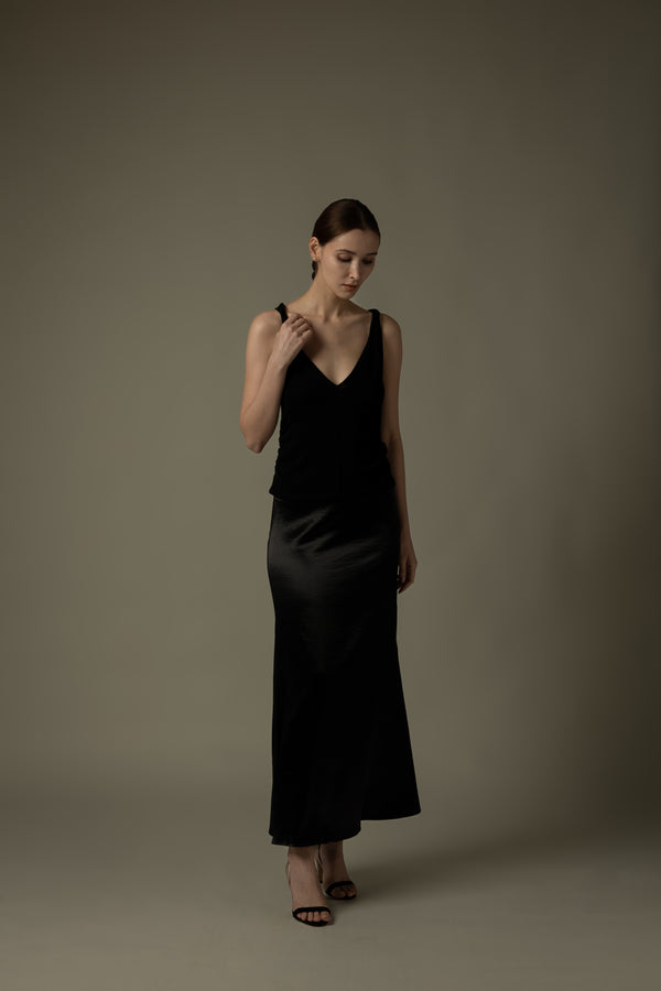 Twist Strap V-Neck Tank Top