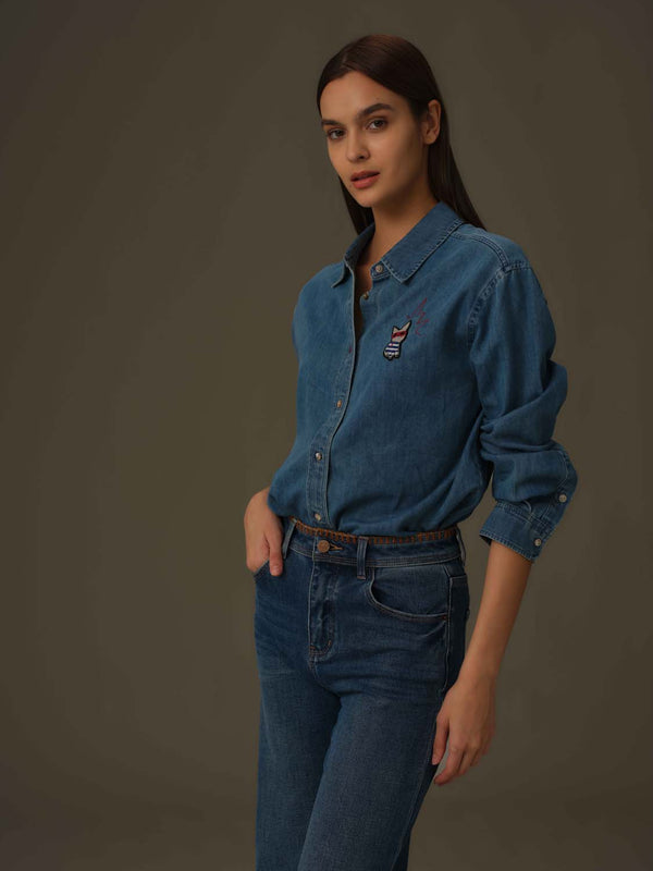 Classic Fit Wide-Leg Jeans