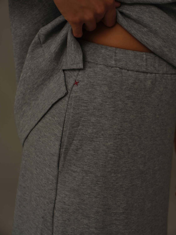 Everyday Elastic Waist Midi Skirt