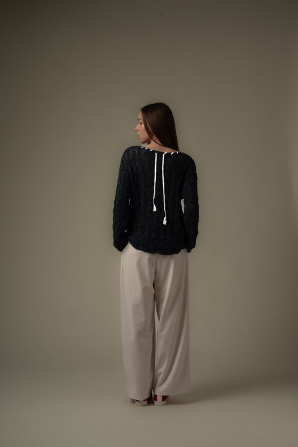 Stitch Collar Knit Top