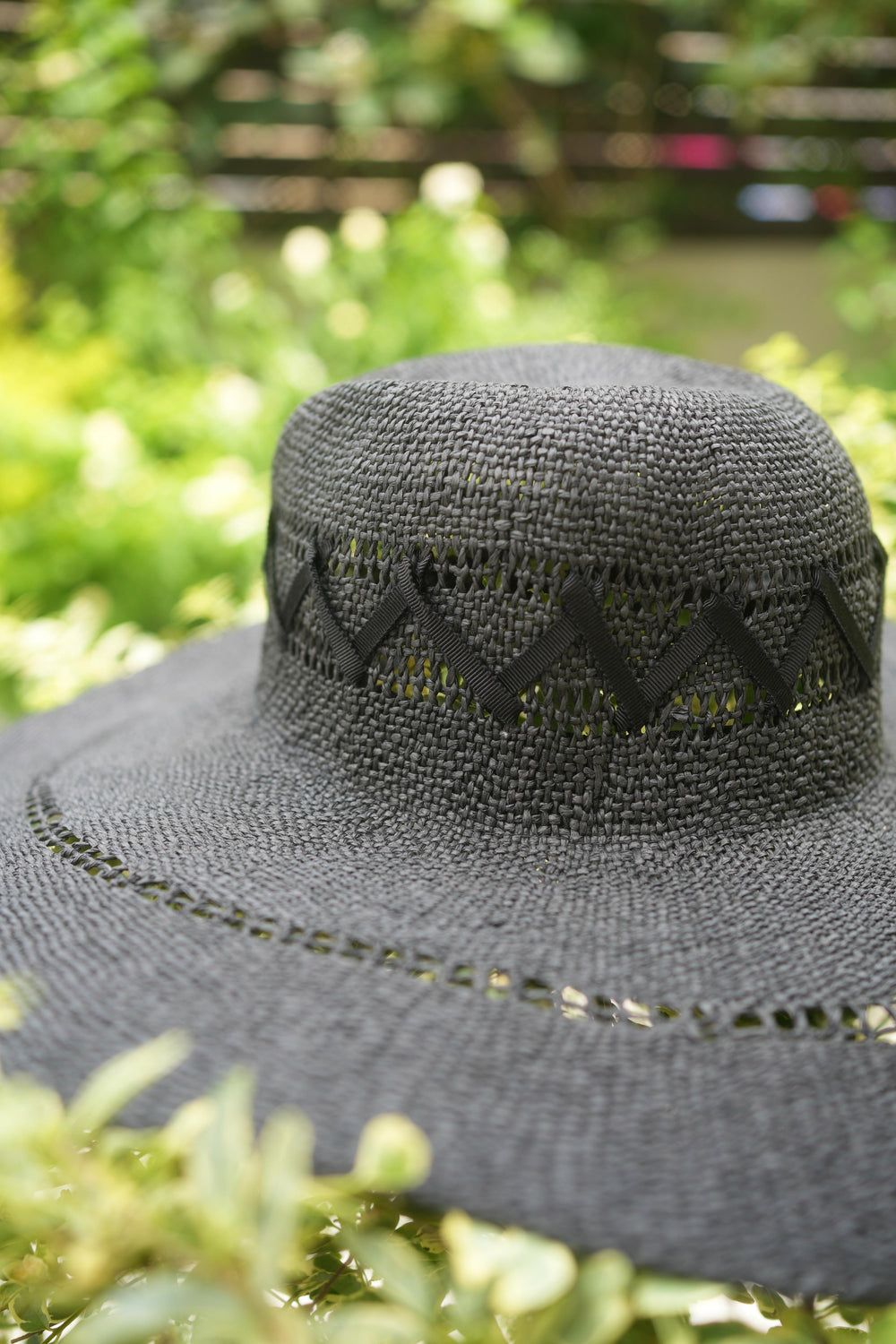 Ribbon Black Straw Hat