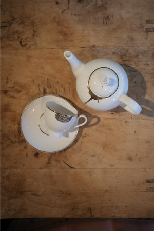 Lip Print Cup and Tea Pot