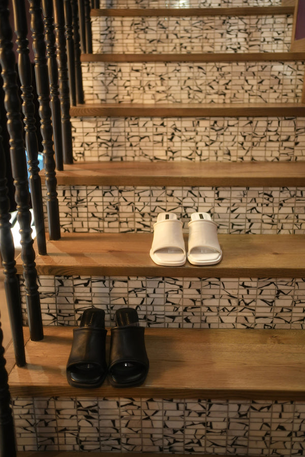 Victoria Leather Heel Sandals