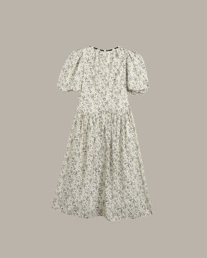 泡泡袖碎花連身裙