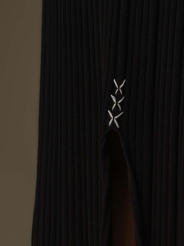 Flowy Pleated Side-Slit Skirt