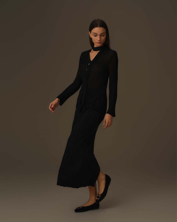 Flowy Pleated Side-Slit Skirt