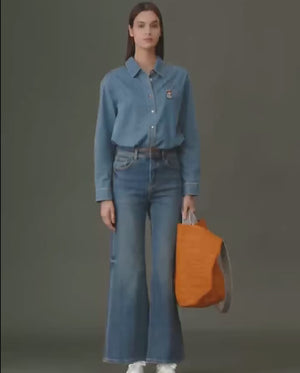 Classic Fit Wide-Leg Jeans