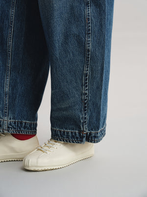Embroidered Heart Barrel Jeans