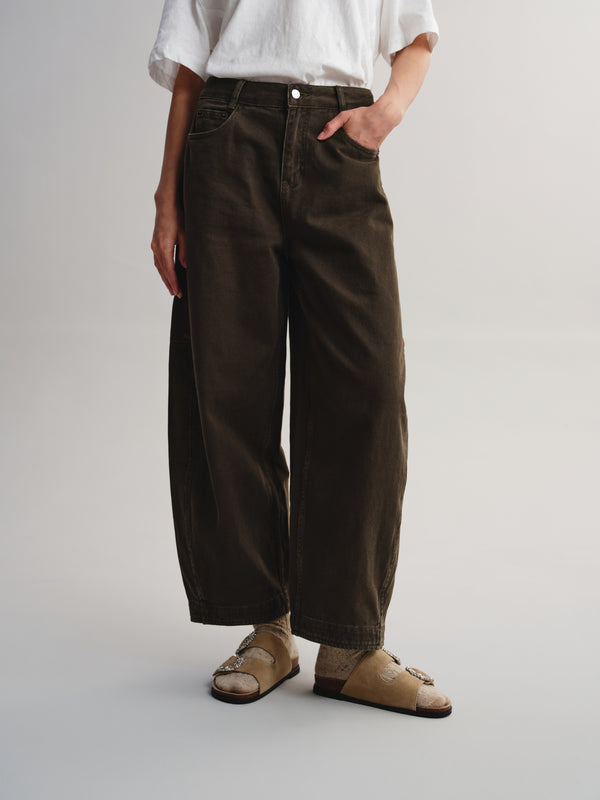 Embroidered Heart Barrel Jeans