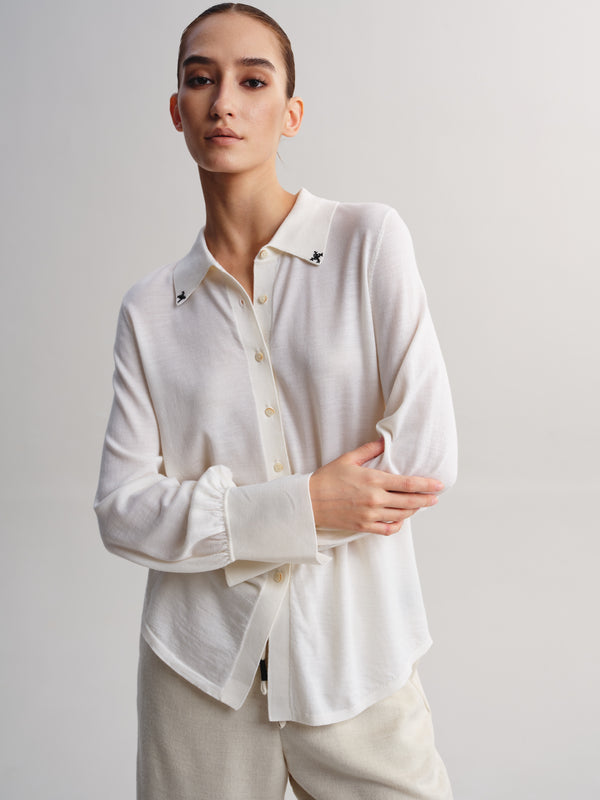 Embroidered Collar Knit Blouse