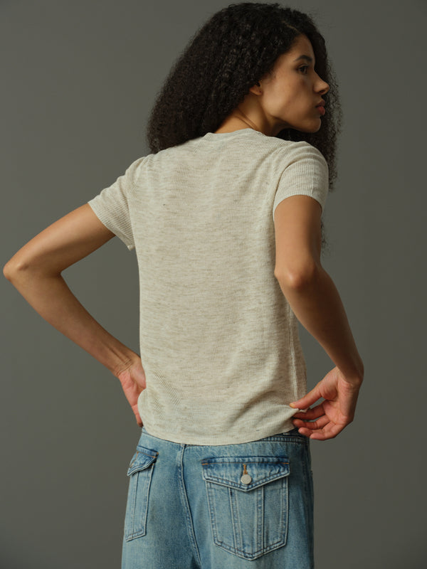 裝飾領口針織上衣