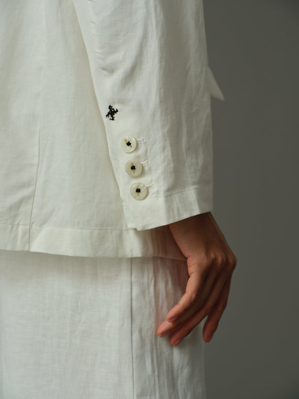 十字刺繡西裝外套