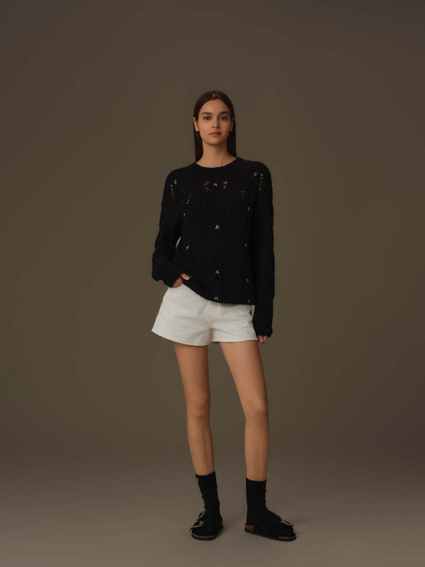 Waistline Embroidered Short