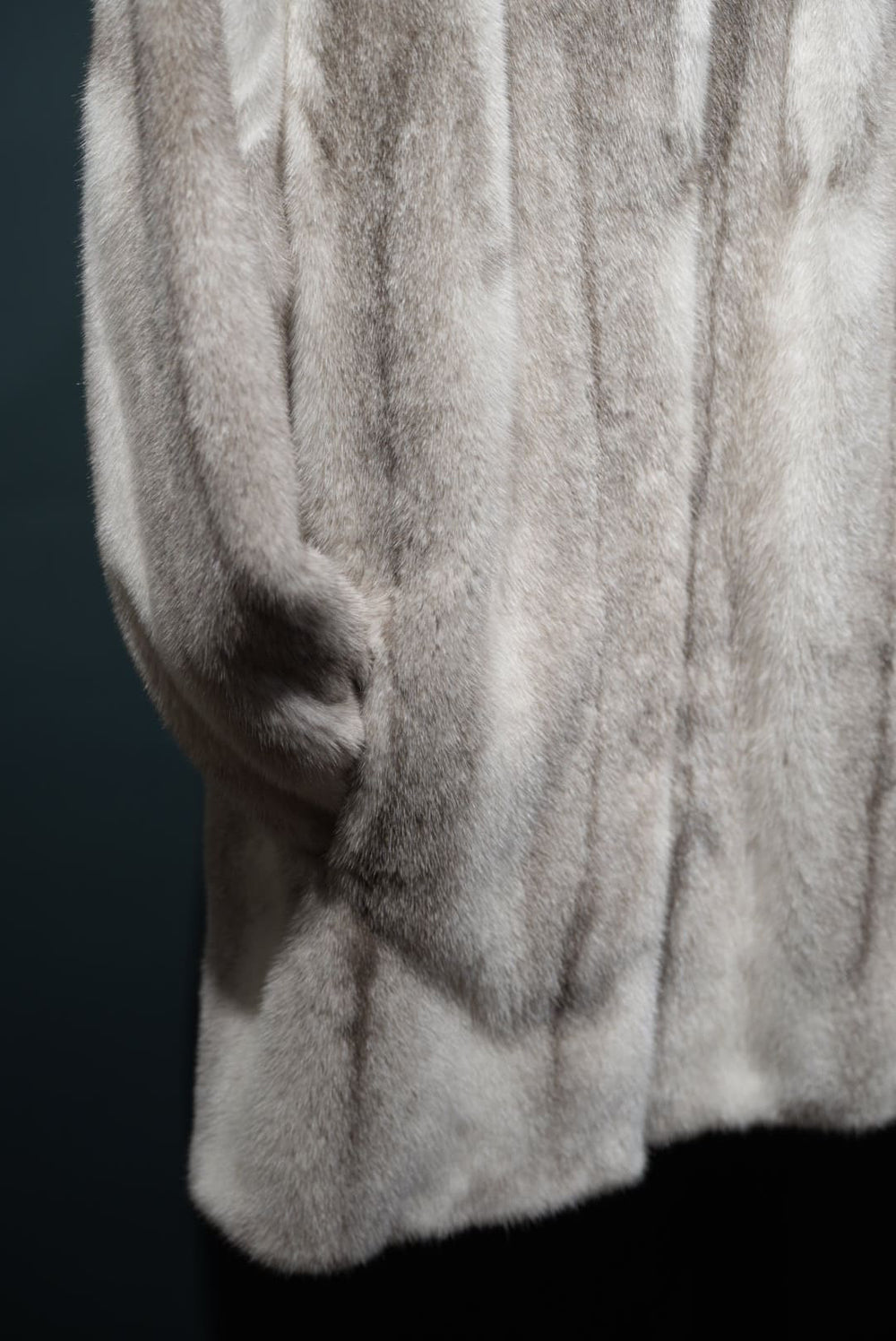 Round Neck Mid-Length Mink Fur Coat