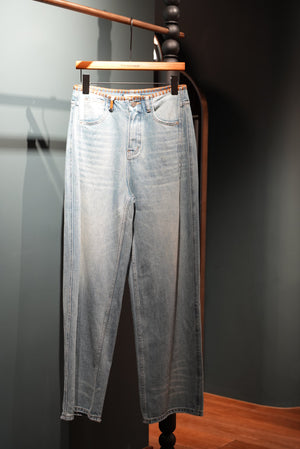 裝飾縫線闊腿牛仔褲