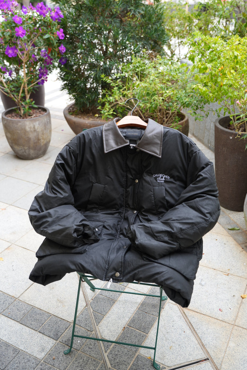 Embroidered Contrast Collar Down Jacket