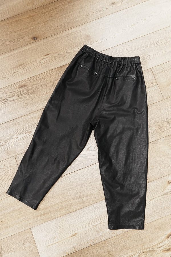 Stretchable Waist Leather Pants