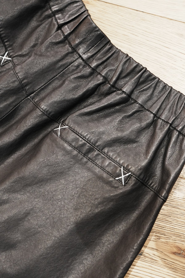 Stretchable Waist Leather Pants