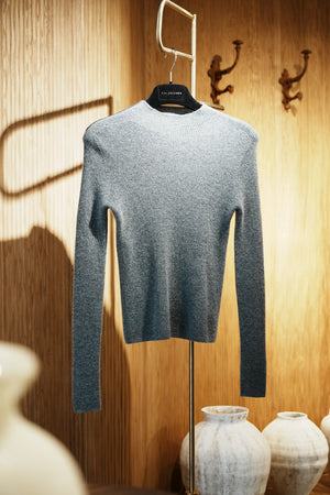 羊絨高領針織上衣