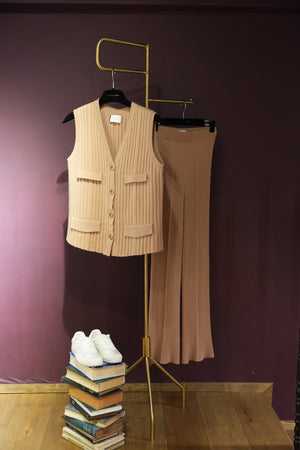 V領羅紋針織背心