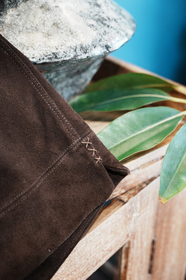 Stretchable Waist Suede Shorts