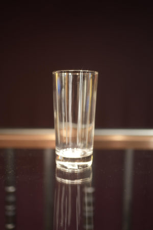 條紋雕花玻璃杯