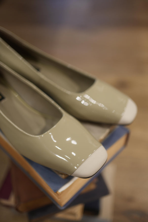 Isabel Low Heels