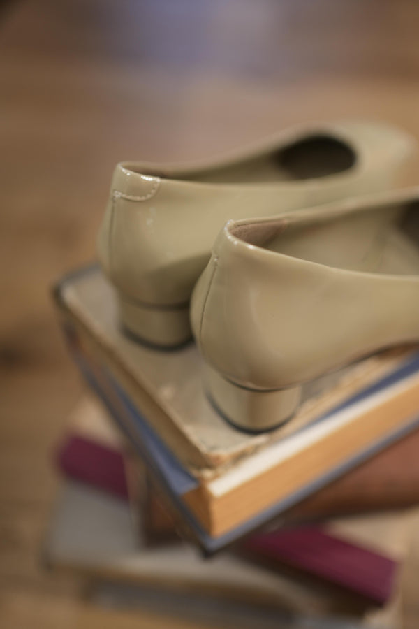 Isabel Low Heels