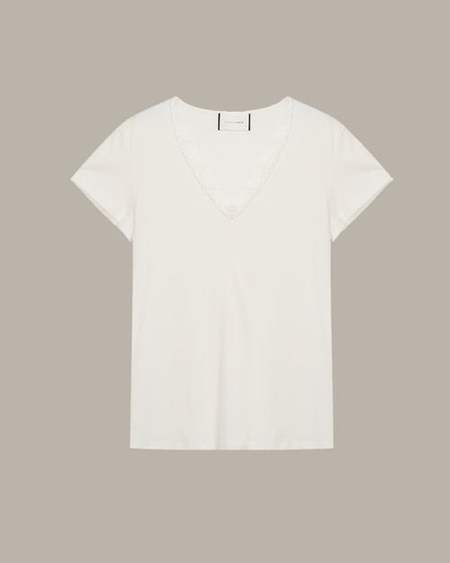 Lace Trim V-Neck T-shirt