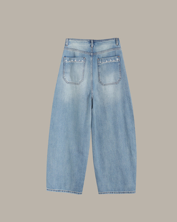 Embroidered Back Pockets Barrel Jeans
