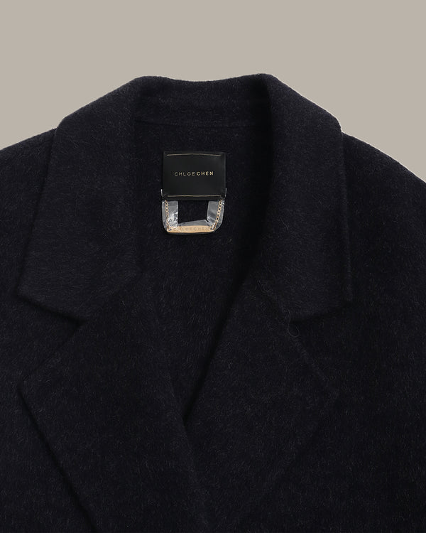 戗驳领中长款大衣