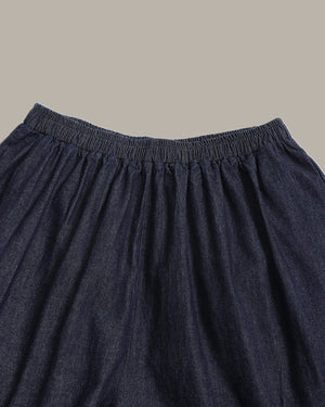 [E] Elastic-Waist Shorts