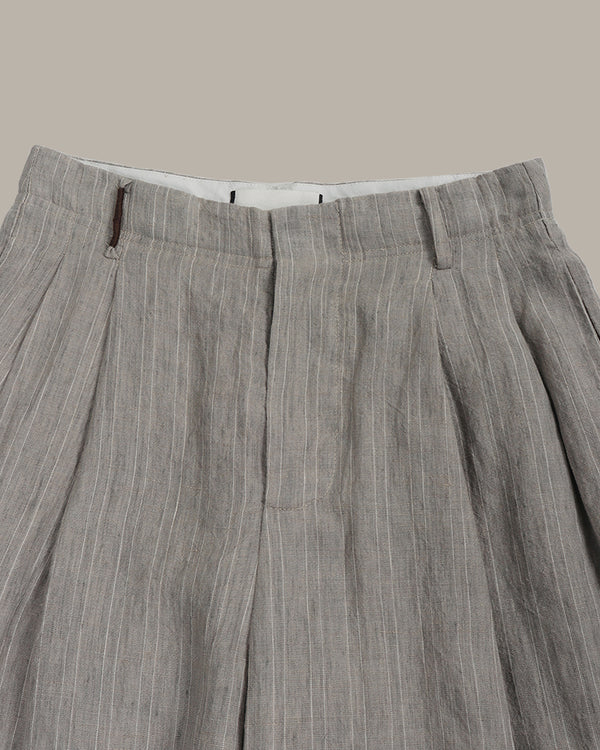 條紋縷空亞麻短褲