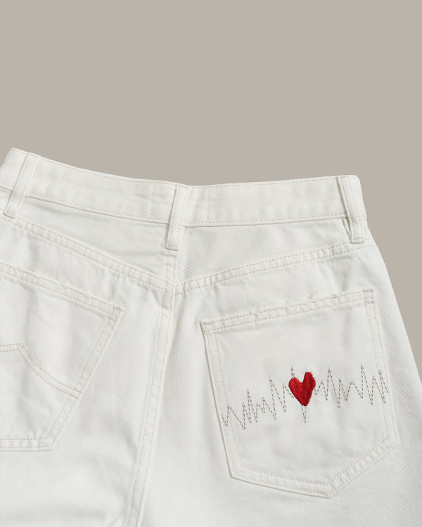 Waistline Embroidered Short