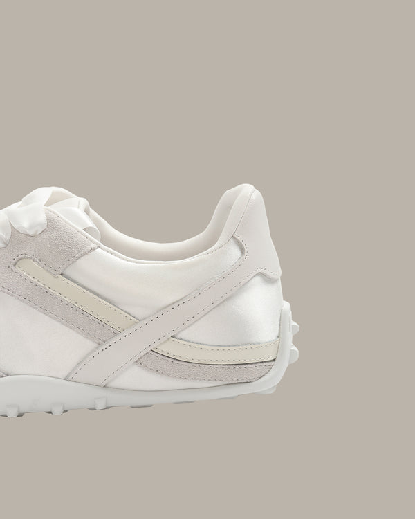 Dale Ribbon Lace Sneaker